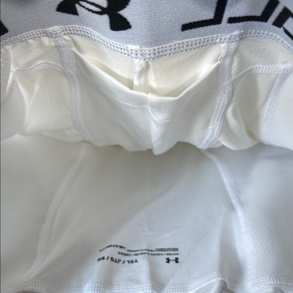 Under Armour Boys' Utility 3/4 Sliding Shorts ☀️ - Picture 8 of 8